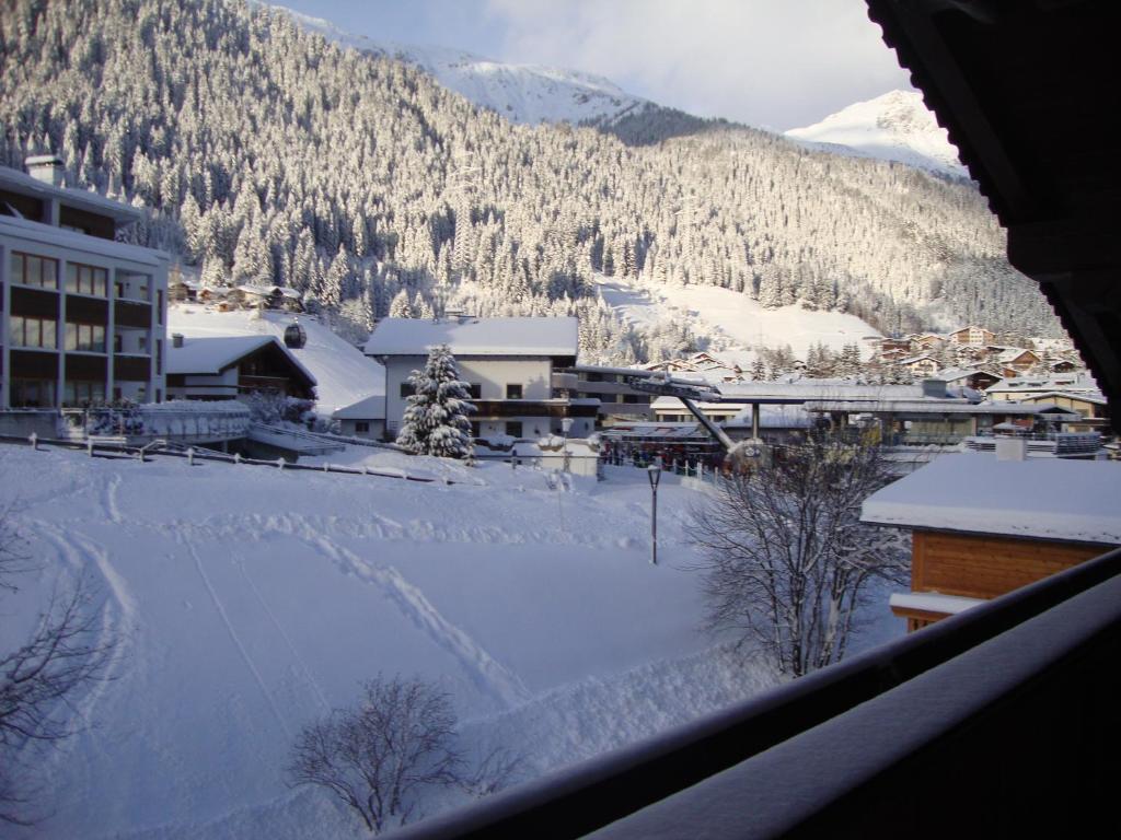 Hotel Garni Senn Sankt Anton am Arlberg Chambre photo