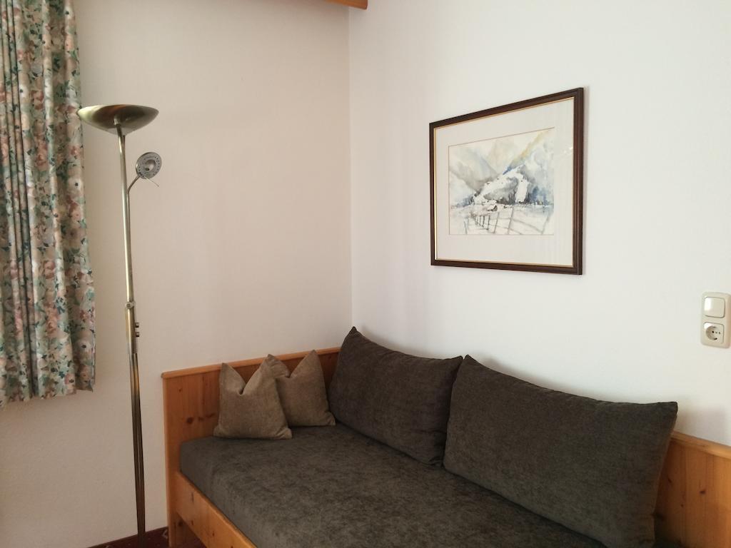 Hotel Garni Senn Sankt Anton am Arlberg Chambre photo