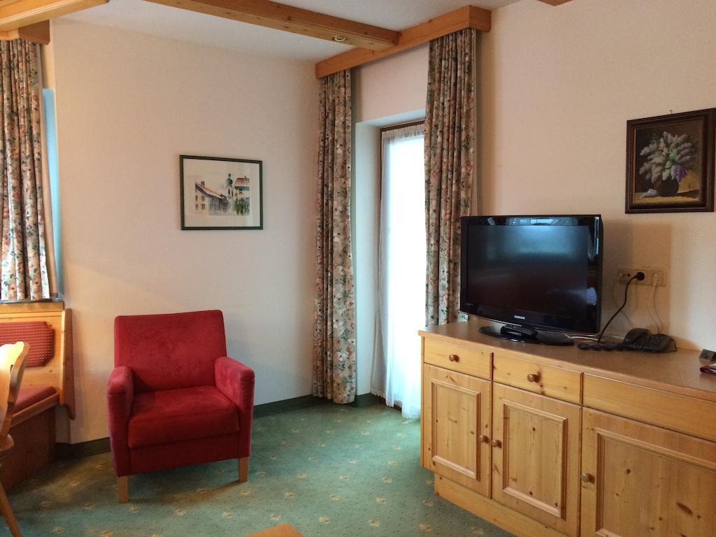 Hotel Garni Senn Sankt Anton am Arlberg Chambre photo